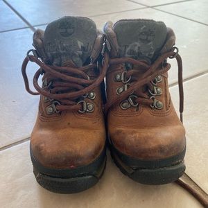 Boys’ Timberlands 8.5